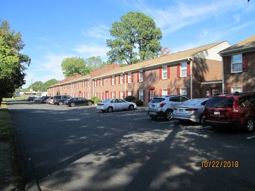 Primary Photo - 462 Denbigh Blvd