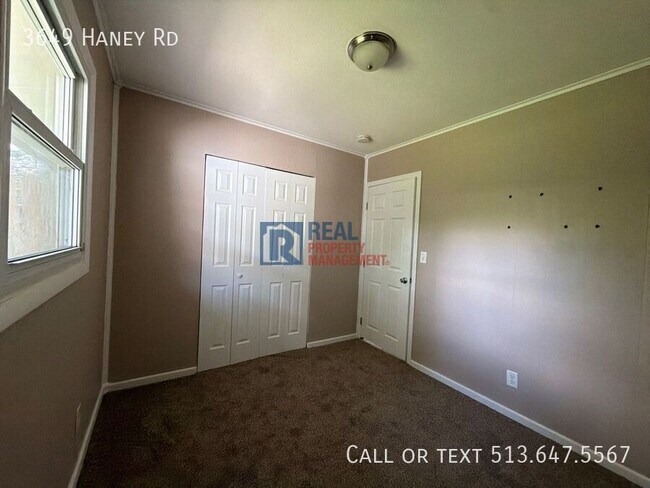 Building Photo - 3649 Haney Rd