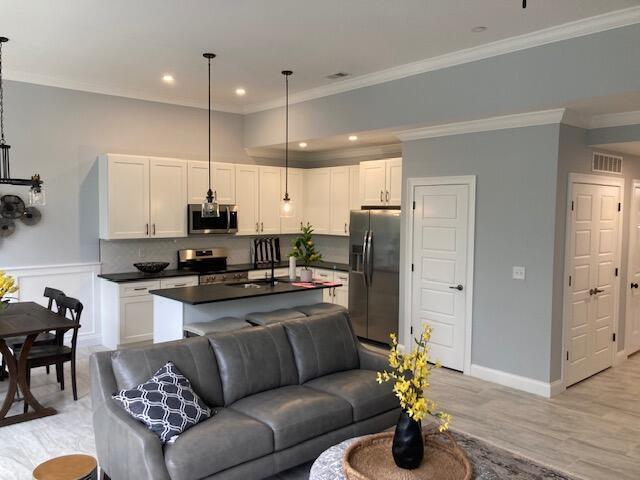 Building Photo - 1590 Higbee Mill Rd