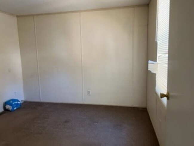 Building Photo - For Lease - 7100 Airline #708 - Midland, TX