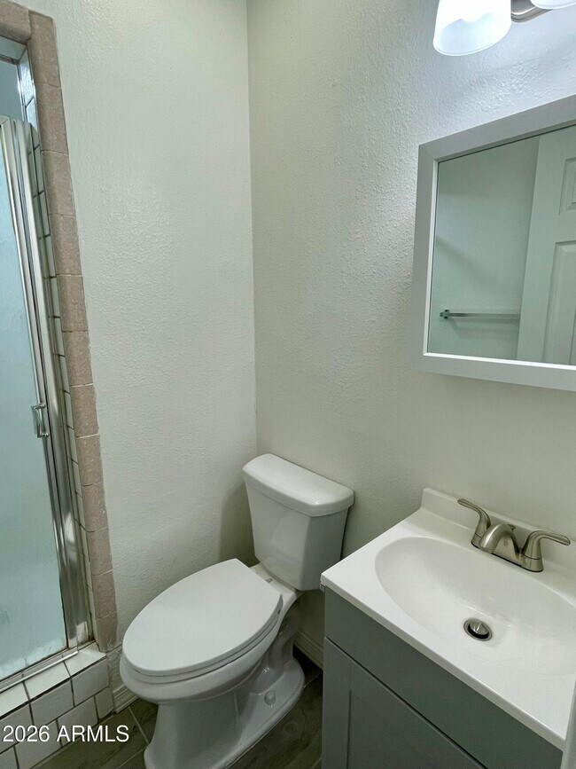 Building Photo - 7519 N 59th Ln