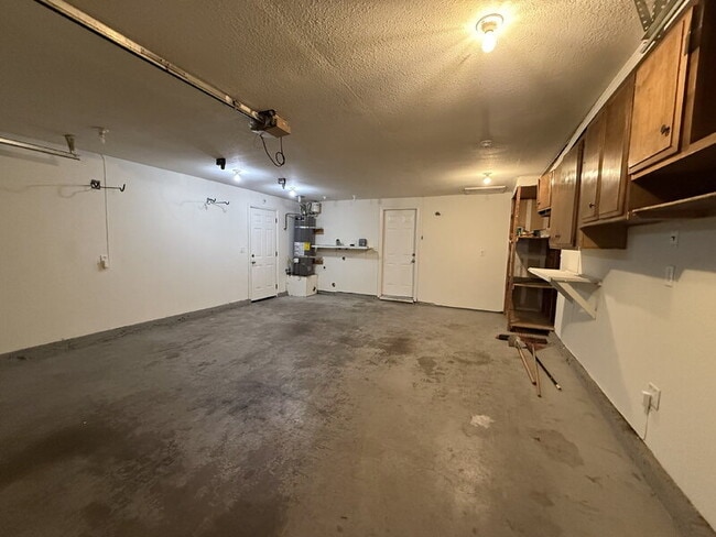 Building Photo - 91 Decathlon Cir