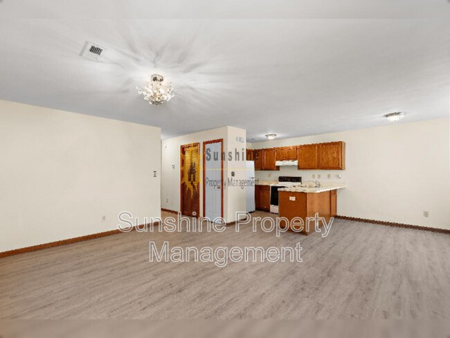 Building Photo - 3468 Clover Meadow Dr