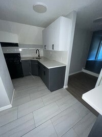 Building Photo - 880 S 14th St