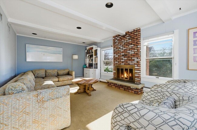 Building Photo - 1495 Bay Blvd