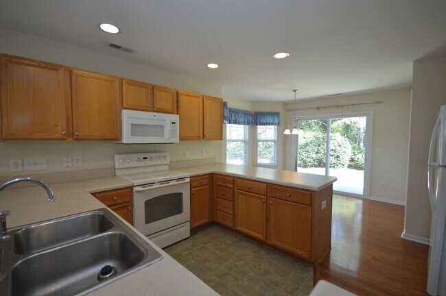 Building Photo - 3615 Bison Hill Ln