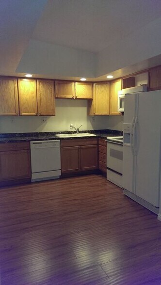 Kitchen - 361 East State Street