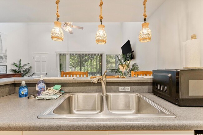 Building Photo - 4506 Little River Inn Ln