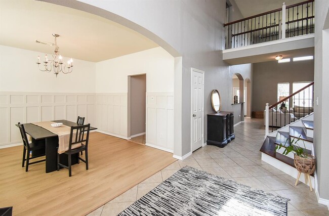 Building Photo - 2403 Echo Harbor Dr