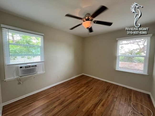 Building Photo - 3BR 1.5BA House in the Hollywood Riviera