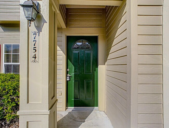 Building Photo - 7754 Plantation Cir