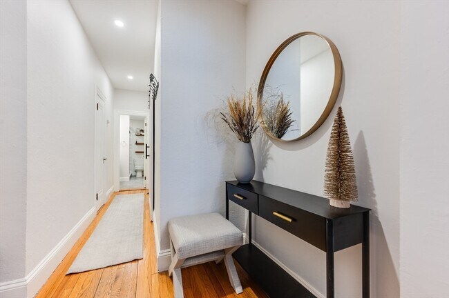 Building Photo - 86 Jersey St