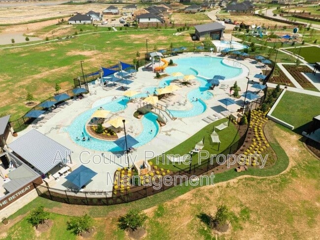 Building Photo - 3029 Avenida Sonoma Dr