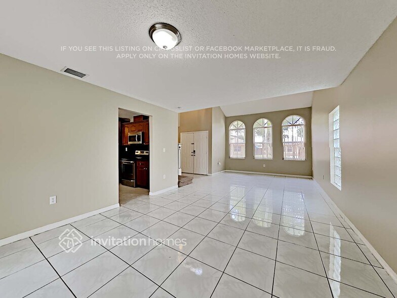 Building Photo - 8393 SW 163rd Ct