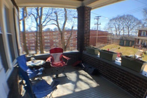 Building Photo - 2343 Sherbrook St