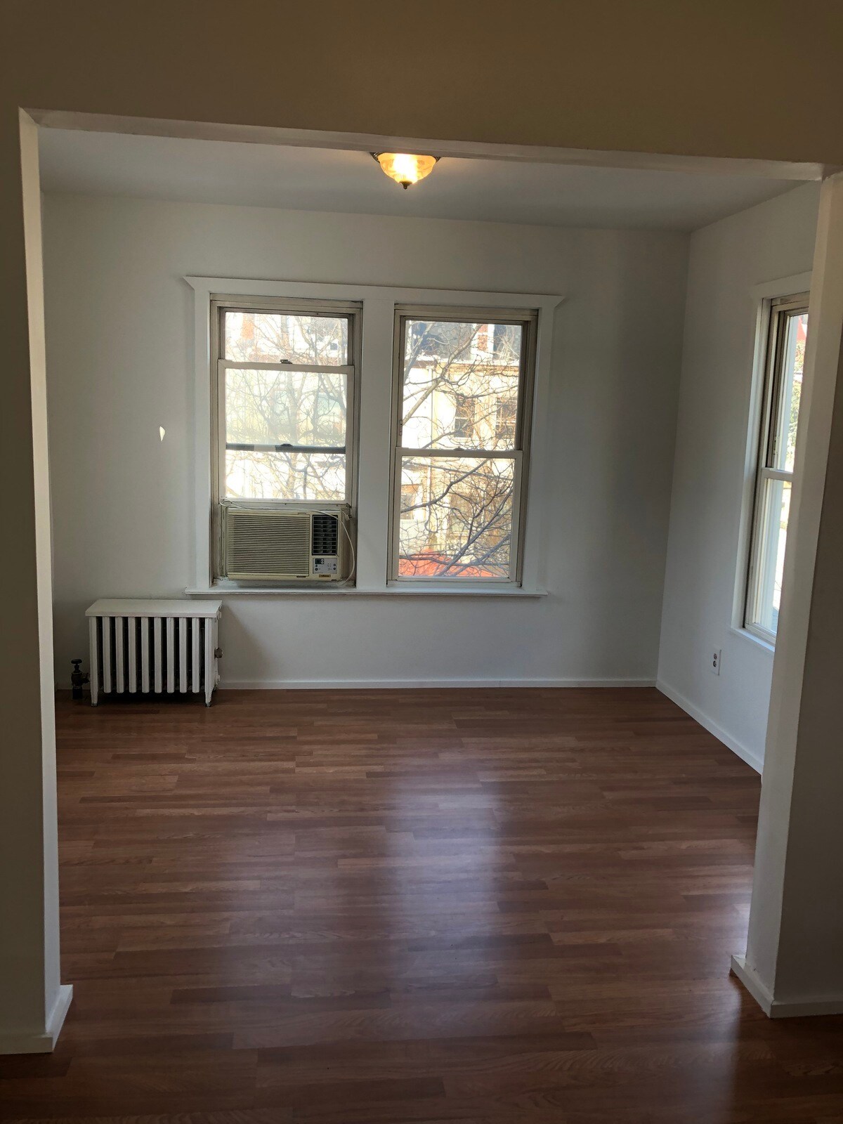 Building Photo - 27 Alton Pl