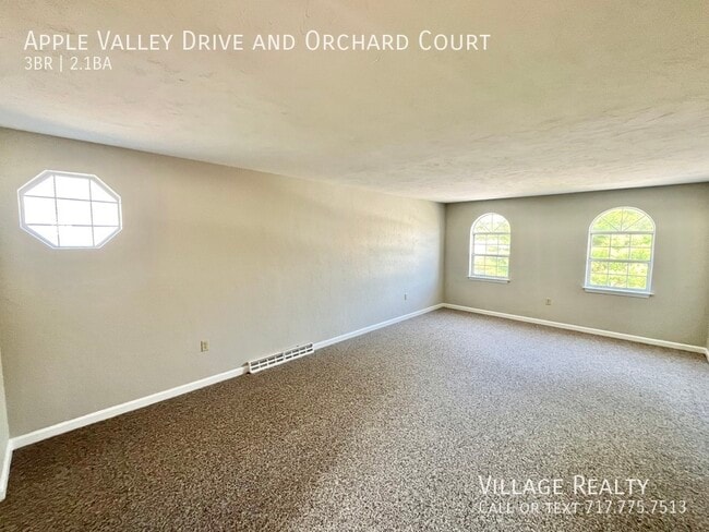 Building Photo - 710 Apple Valley Dr