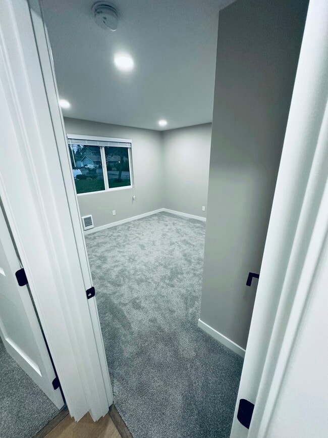 Building Photo - 2403 116th St SE