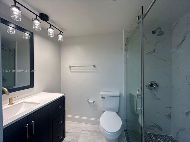 Building Photo - 301 Cambridge Rd