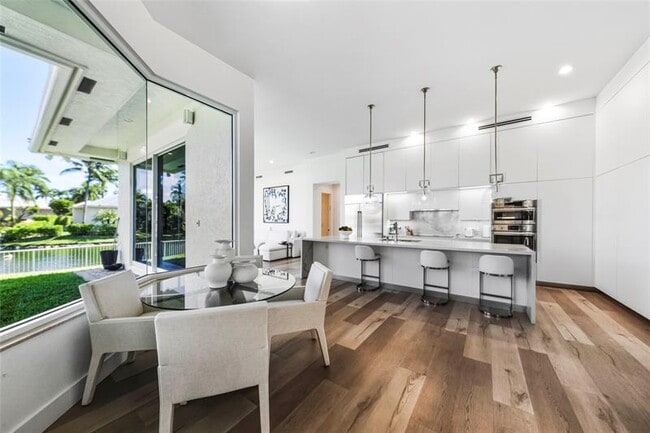 Building Photo - 11064 Canary Island Ct