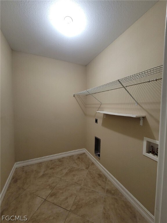 Building Photo - 704 Magnolia Ave