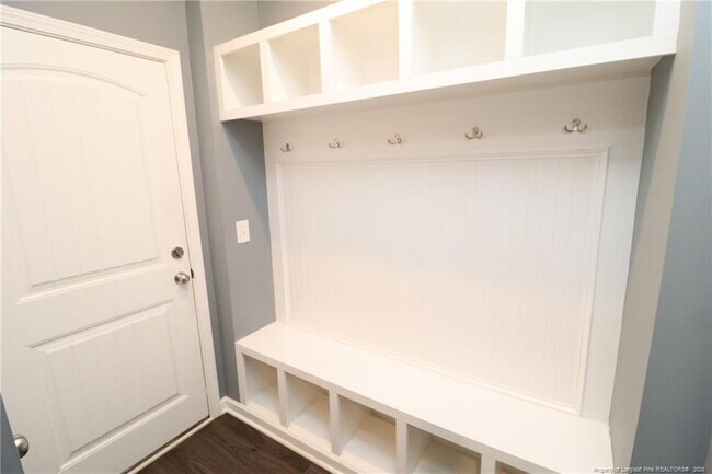 Building Photo - 755 Amarra Dr
