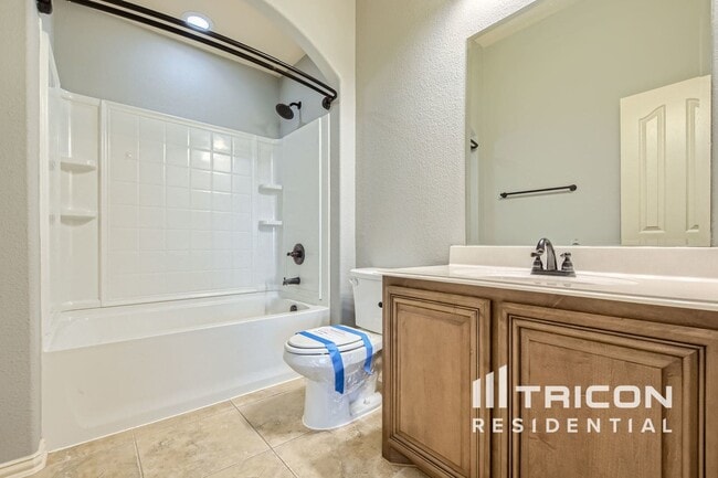Building Photo - 5453 Red Rose Trail