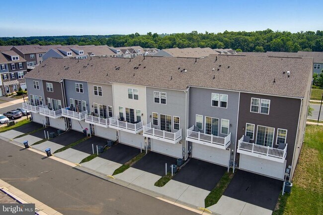 Building Photo - 6310 Berkley Bridge Pl