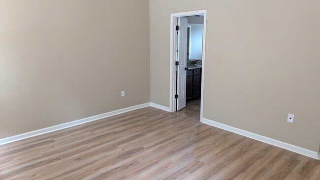Building Photo - 7571 Bevy Ridge Cove
