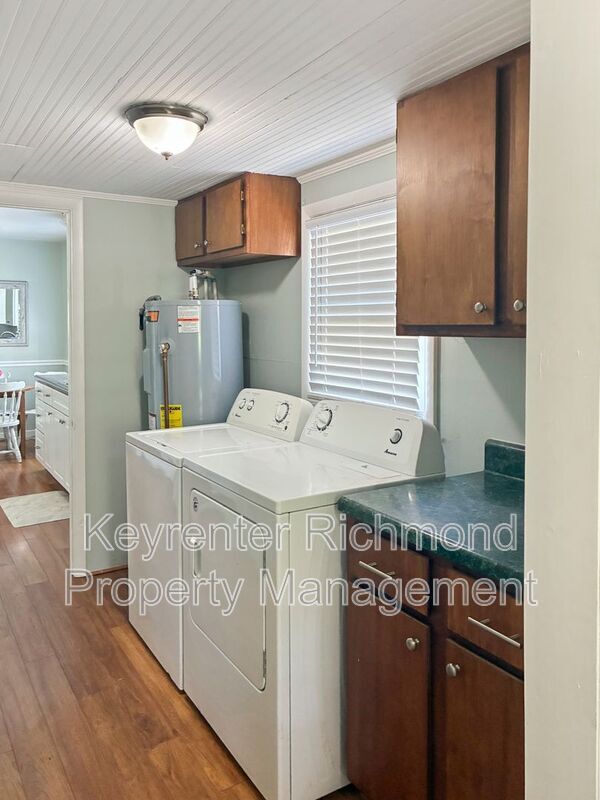 Building Photo - 10015 Seminole Rd