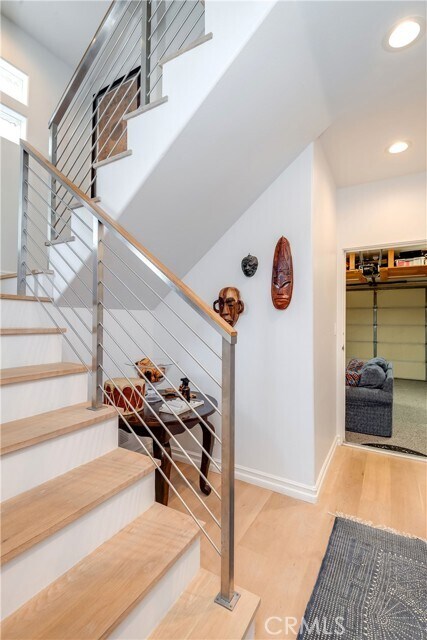 Building Photo - 433 Marine Pl