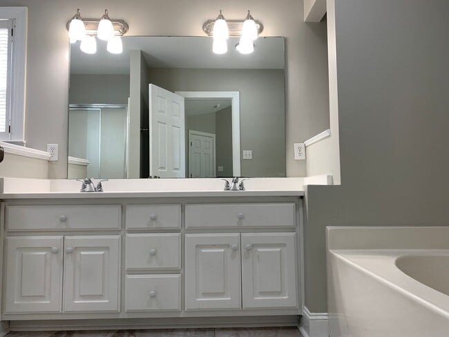 Building Photo - Beautifully Renovated Ranch, Nestled In Pr...