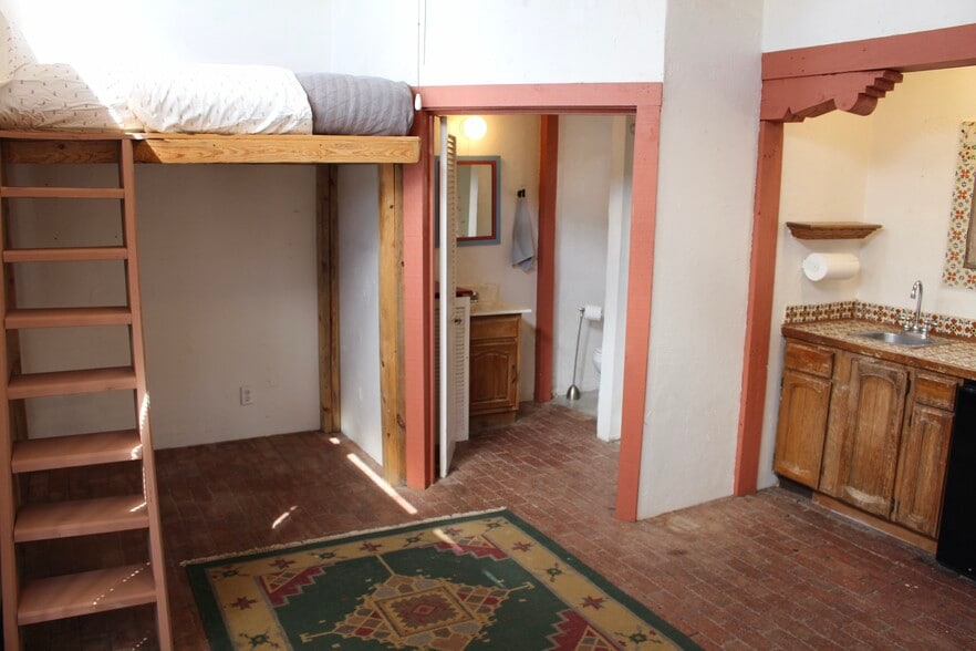 Loft for full mattress - 307 Stanford Dr SE