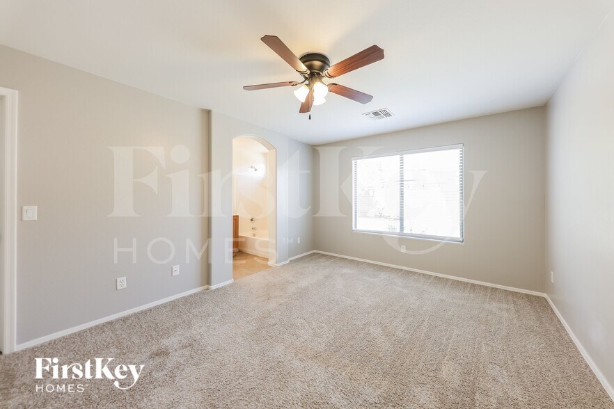 Building Photo - 14088 W Larkspur Dr