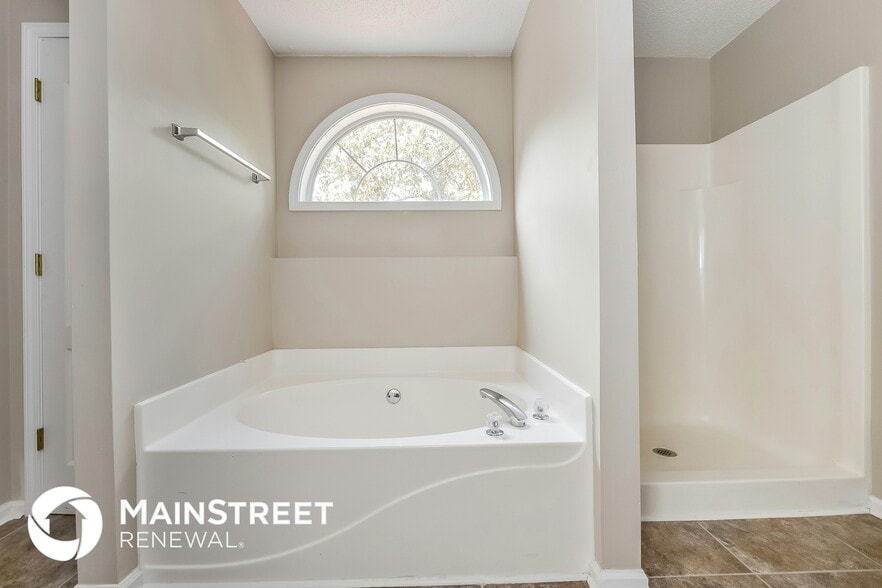 Building Photo - 149 Hunters Chase