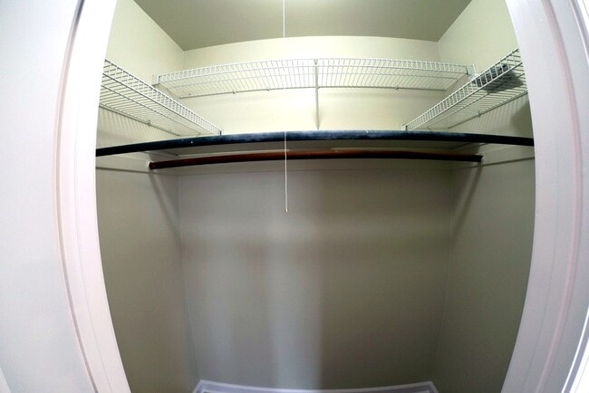 Building Photo - 8017 W Churchill Ave