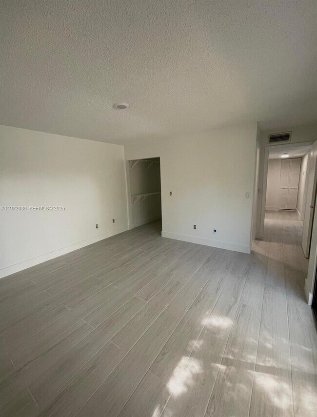 Building Photo - 14297 SW 94th Cir Ln