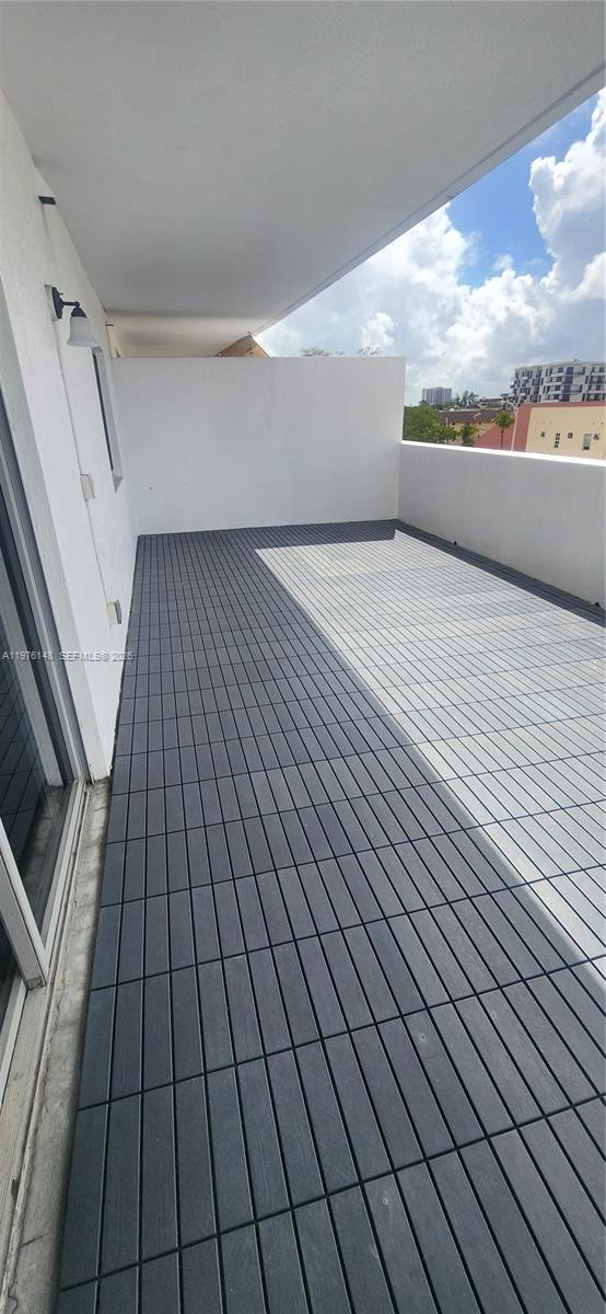 Building Photo - 36 NW 6th Ave