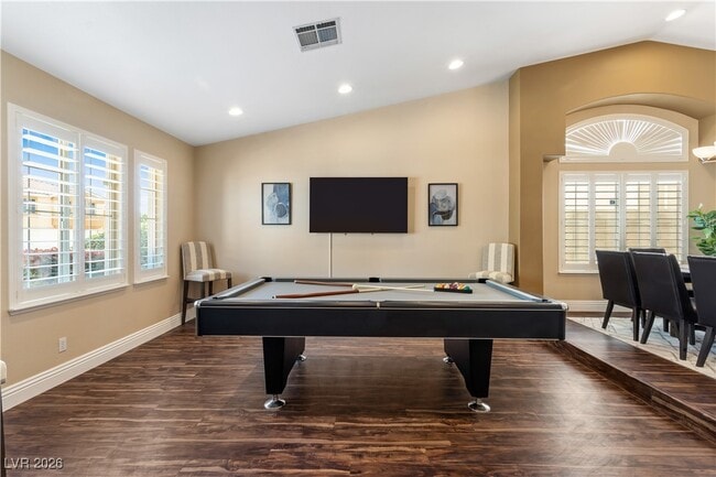 Building Photo - 905 Buffwood Ave