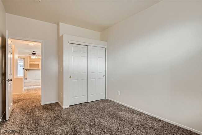 Building Photo - 8804 Crooked Shell Ave
