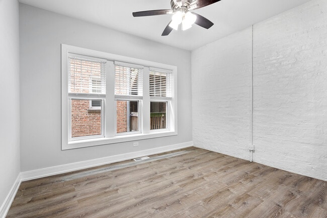 Building Photo - 6104 N Winthrop Ave