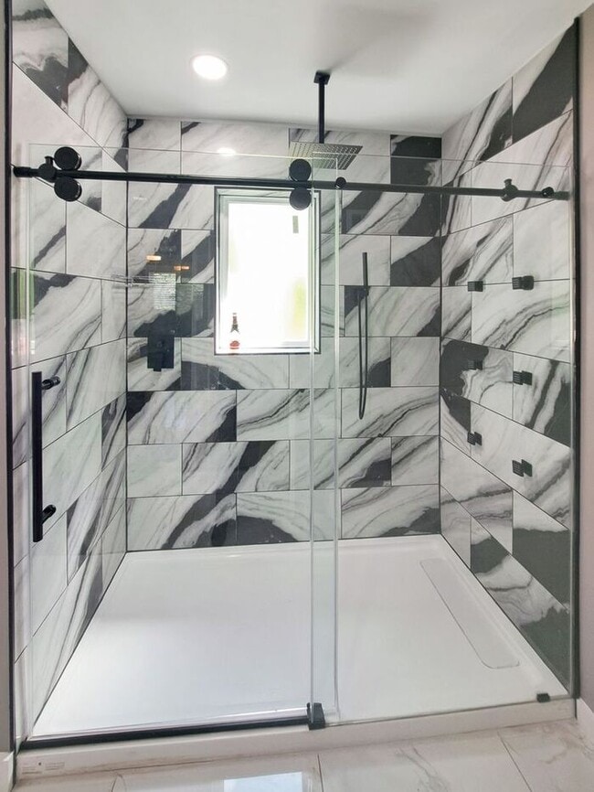 Building Photo - Coming Soon! Mid Century Modern Cape Cod i...