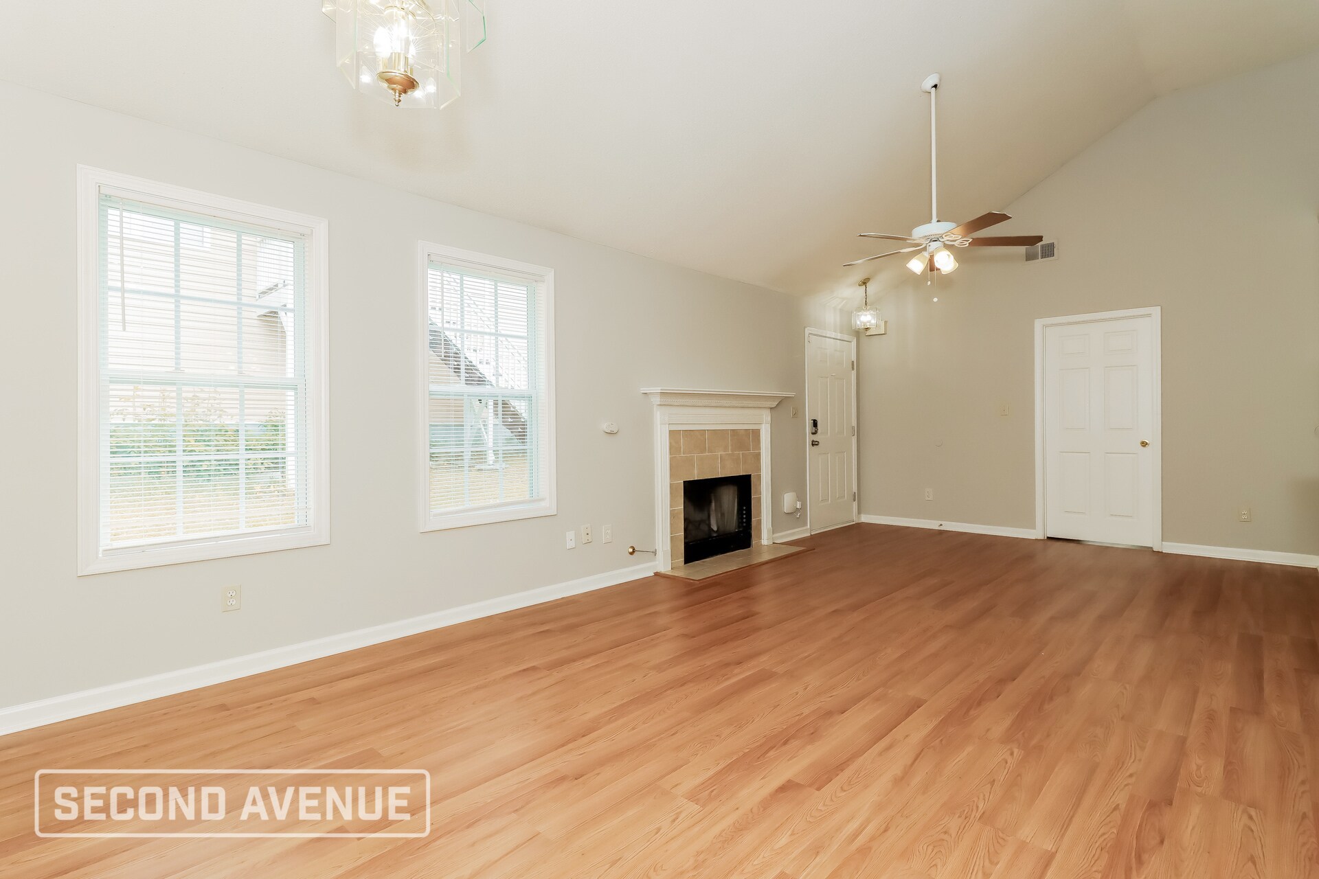 Building Photo - 1028 Abercorn Way