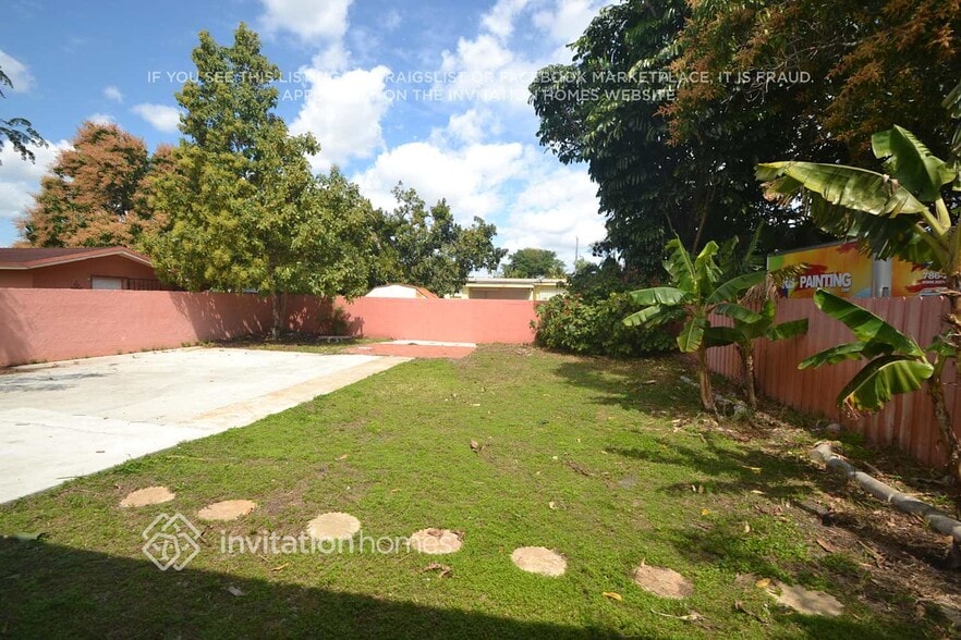 Building Photo - 6545 SW 29th St