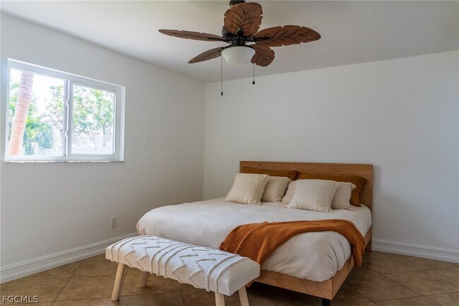 Building Photo - 2208 Viscaya Pkwy