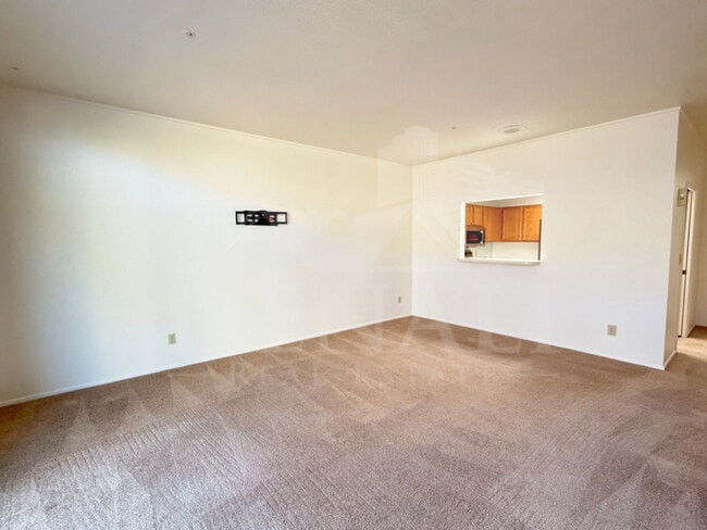 Building Photo - 11766 E Becker Ln