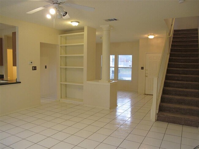 Building Photo - 2011 Jasper Ln