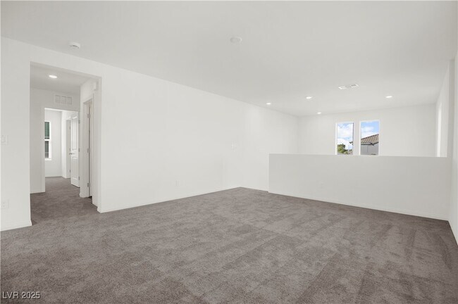 Building Photo - 3055 Magnolia Rnch Ave