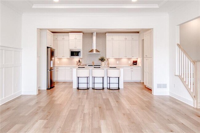 Building Photo - 304 Highbridge Ln