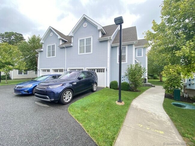 Building Photo - 40 Copper Square Dr